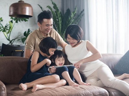 Terapkan Sehari Tanpa Gadget di Keluarga, Efeknya Luar Biasa Lho