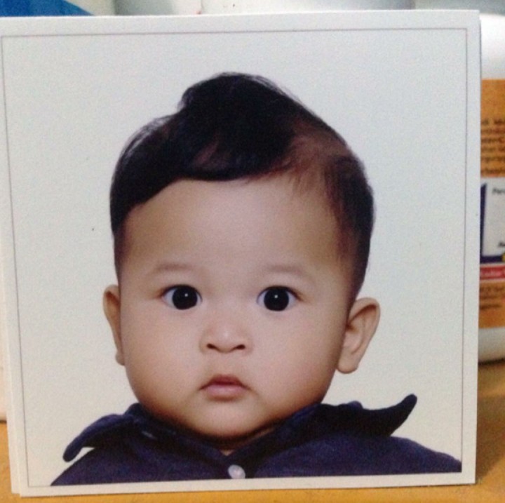 <p>Mata kamu belo banget, Nak. Pas fotonya makin menggemaskan deh. (Foto: Instagram/ @dindahadiarta)</p>