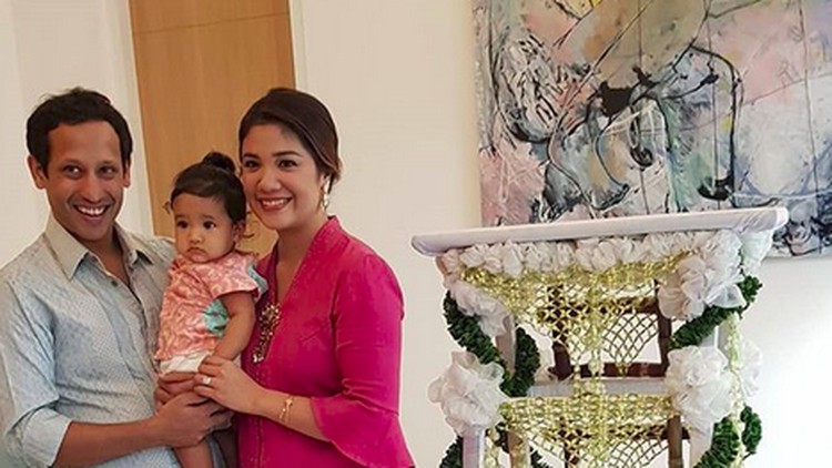 Franka Franklin, Istri Hebat dari Calon Menteri Nadiem Makarim Inilah sosok Franka Franklin, istri hebat dari calon menteri pilihan Jokowi, Nadiem Makarim.