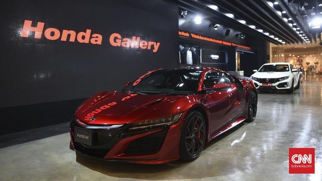 Kolaborasi dua Honda membuka Honda Gallery pertama di dunia yang berlokasi di pusat perbelanjaan Senayan City, Jakarta Pusat.