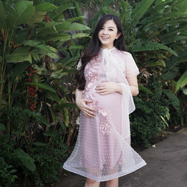 Semakin tua usia kehamilannya, Bunda Franda tampak makin cantik dan bersinar. (Foto: Instragram/@frandaaa87)