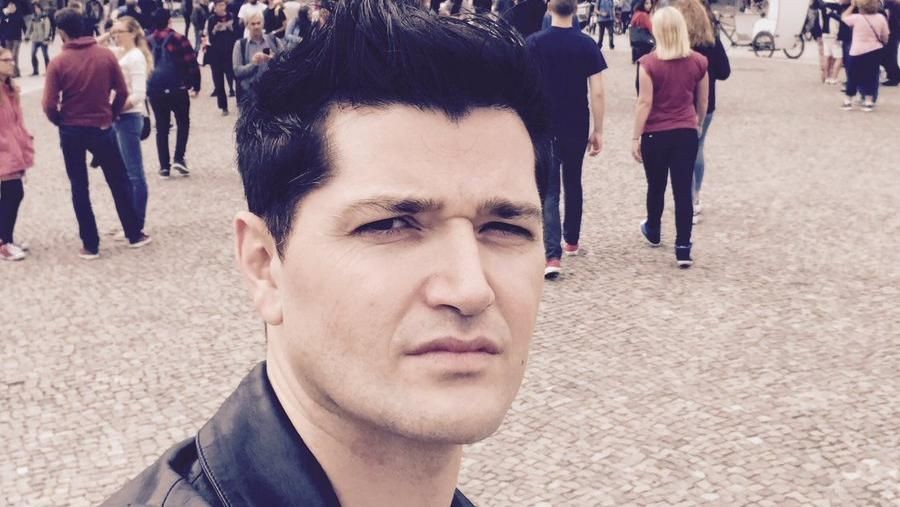 gaya liburan vokalis The Script gaya liburan vokalis The Script , Danny