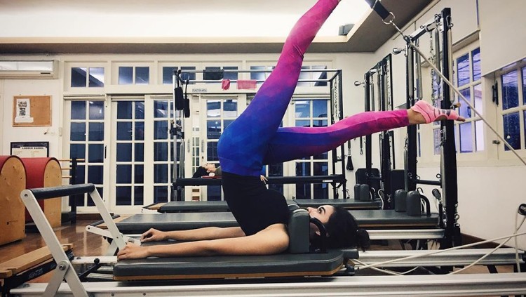 Yang Perlu Bunda Tahu tentang Senam Pilates  Sebelum Mencobanya