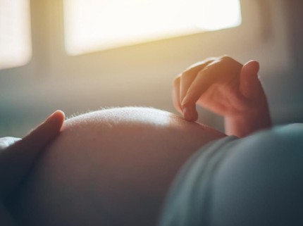 Tips Mempersiapkan Biaya Melahirkan