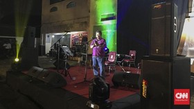 Sindir FUIB, Seniman Semarang Baca Puisi Gus Mus