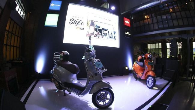 2 Skuter Vespa Dapat ABS, PCX dan Nmax Sudah Lebih Dulu