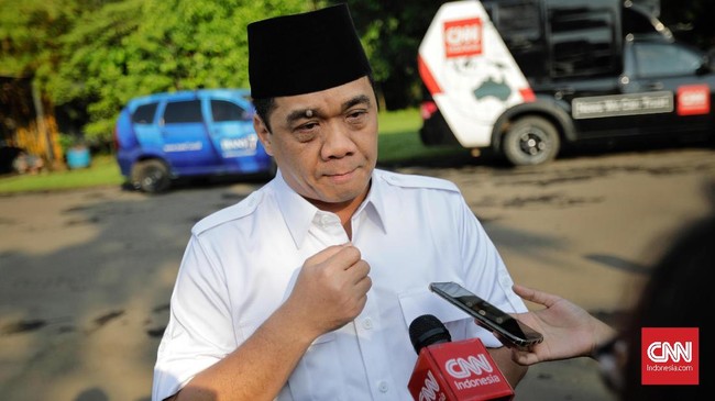 Calon Wagub DKI dari Gerindra, Ahmad Riza Patria berharap pemilihan wagub DKI di DPRD dapat dirampungkan pada Maret ini.