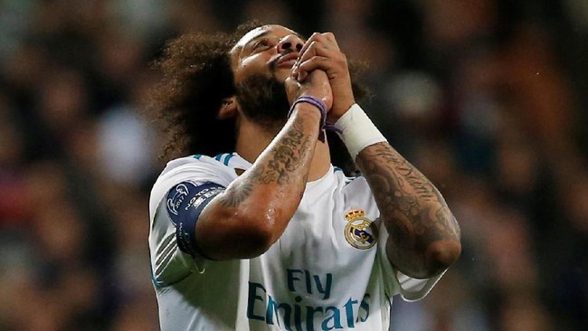 Bek kiri Real Madrid Marcelo menggunakan keberhasilan timnya lolos ke semifinal Liga Champions untuk mengejek Barcelona.
