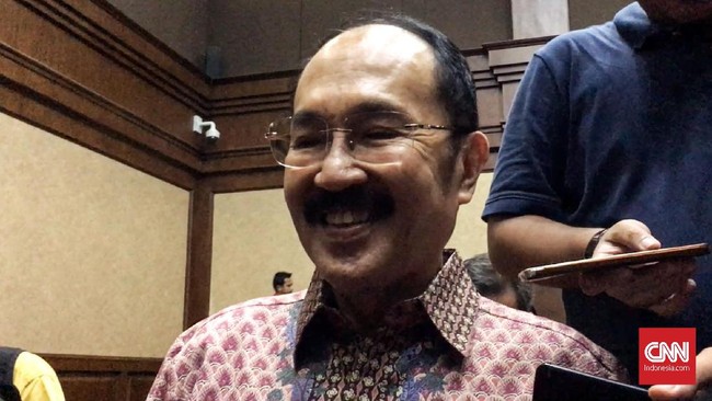 Majelis Hakim menolak permintaan Fredrich Yunadi untuk pasang lie detector atau pendeteksi kebohongan usai menuding saksi-saksi yang dihadirkan berbohong.