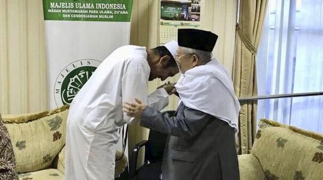 Ketum FPI Sobri Lubis menyambangi Ketum MUI Ma'ruf Amin. Sobri menilai Ma'ruf sangat bijak memaafkan Sukmawati dengan pendekatan fikih dakwah.