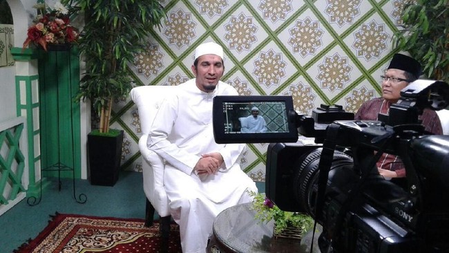Hakim PN Jakarta Timur menolak nota keberatan yang dilayangkan Eks Ketum FPI Ahmad Shabri Lubis dalam kasus kerumunan Petamburan.