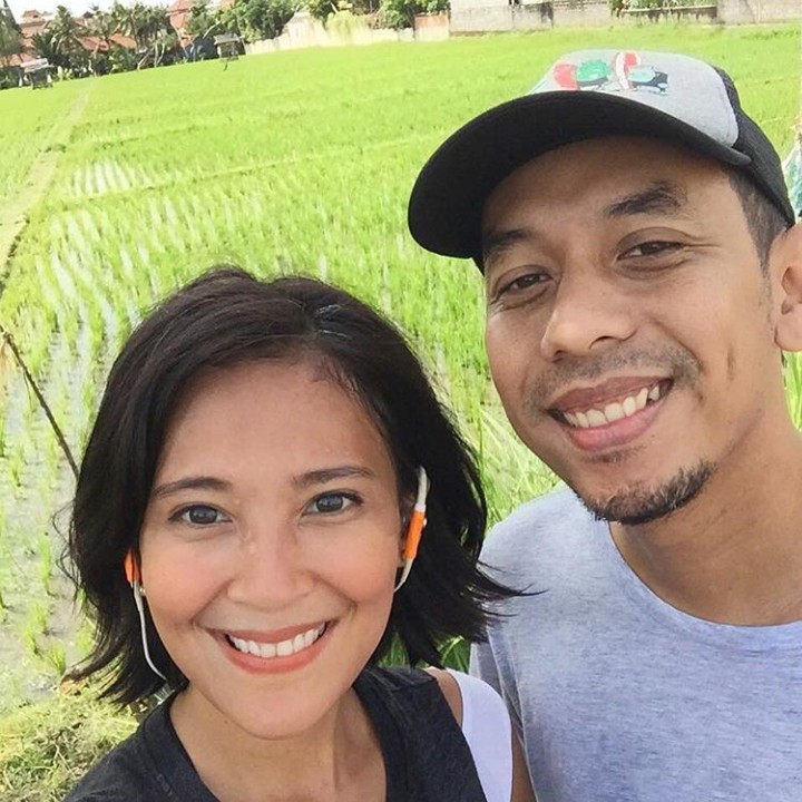 <p>Sepertinya hari-hari mereka selama 15 tahun terakhir ini memang selalu jatuh cinta dengan orang yang sama, he-he. (Foto: Instagram @pongki_barata)</p>