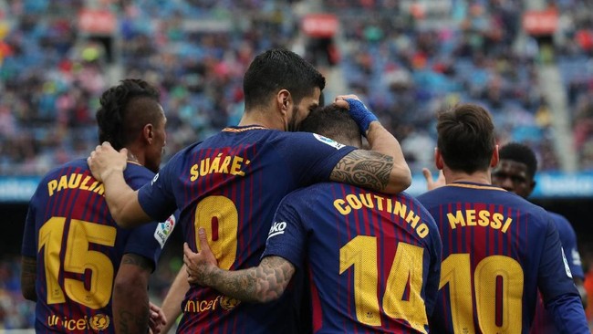 Barcelona sukses meraih tiga poin dalam lanjutan La Liga usai menaklukkan Valencia dengan skor 2-1 di Camp Nou, Sabtu (14/4).