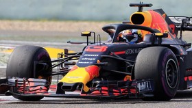 Ricciardo Ungguli Vettel dan Hamilton di GP Monaco