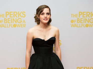 Emma Watson Digosipkan Pamit dari Dunia Akting, Manajer Angkat Suara