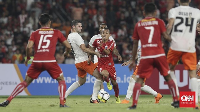 Persija Jakarta sudah menyiapkan stadion jika PT Liga Indonesia Baru memutuskan laga melawan Persebaya Surabaya tetap digelar di kemudian hari.