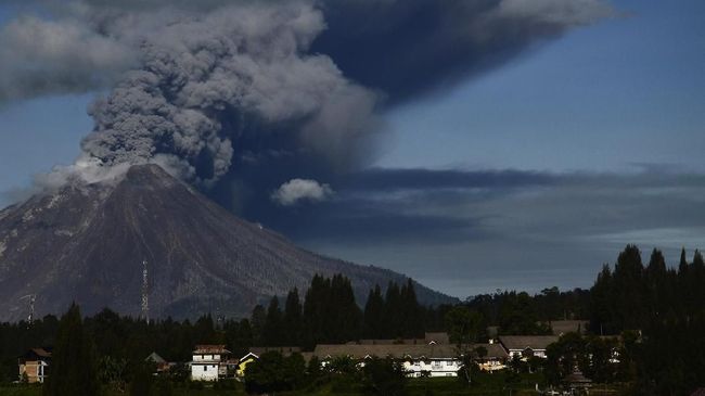 Ada 4 Daerah Di Aceh Yang Terdampak Abu Vulkanik Gunung Sinabung