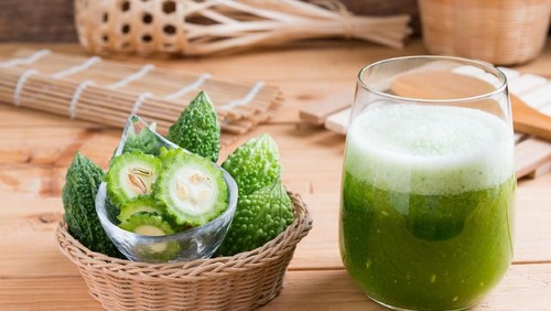 Segar Pahit Jus Pare Efektif Turunkan Berat Badan Segar Pahit Jus Pare Efektif Turunkan Berat Badan