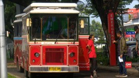 VIDEO: Bus Premium Tol Tangerang-Jakarta Langka