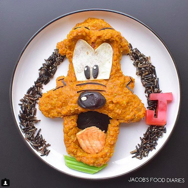 <p>Pluto-nya mirip banget ya, Bun? (Foto: Instagram/ @jacobs_food_diaries)  </p>