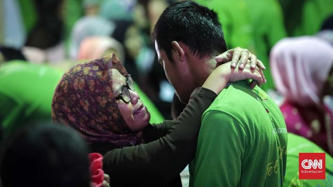 Doa Memohon Ampunan untuk Kedua Orang Tua Lengkap dengan Artinya