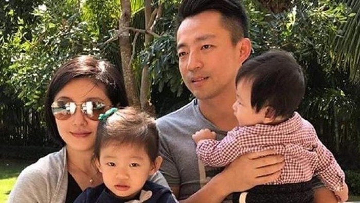 Barbie Hsu dan keluarganya