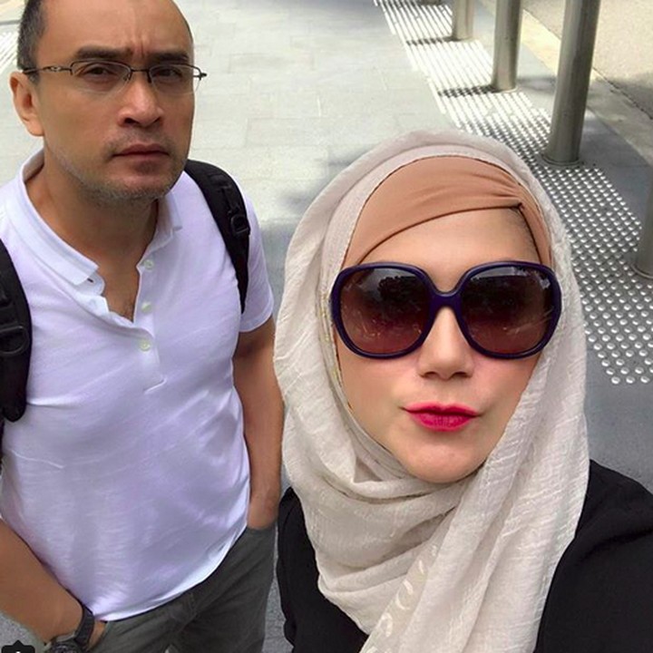 <p>Dari pernikahannya, Marini dan Denny dikaruniai satu orang anak, Daffa Wardhana. (Foto: Instagram/ @marinizumarnisreal)</p>