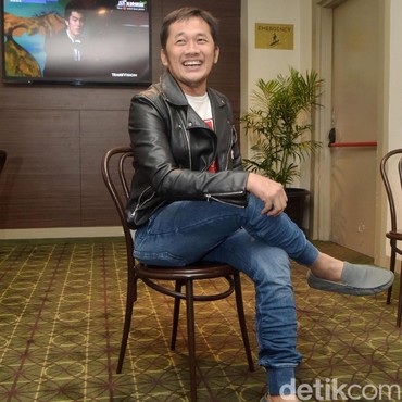 Usai Dua Anaknya, Hanung Bramantyo Positif COVID-19