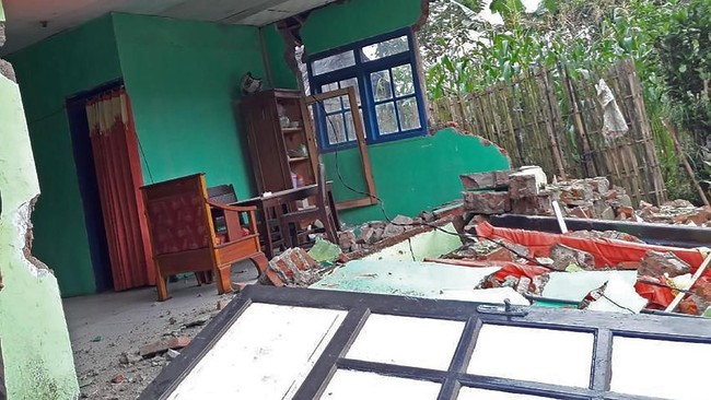 Pemerintah Kabupaten Banjarnegara menyatakan kondisi tanggap darurat selama tujuh hari ke depan dan bisa diperpanjang.
