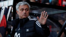 Mourinho Sarankan FA Pertahankan Southgate di Timnas Inggris