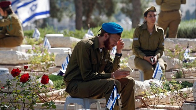 FOTO: Peringatan Kemerdekaan Israel di Tengah Ancaman Iran