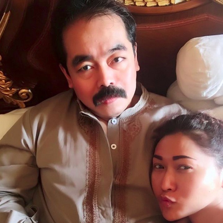 <p>Setelah menunggu kurang lebih selama 13 tahun, Inul dan Adam akhirnya punya anak laki-laki yang dikasih nama Ivander. (Foto: Instagram/ @inul.d)</p>