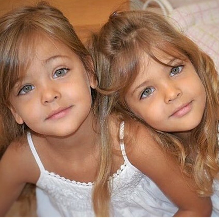 <p>Ini Ava dan Leah ketika berusia 5 tahun. (Foto: Instagram/sclementstwins)</p>