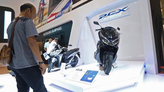 Skutik matik mesin 150 cc dinilai mudah dikendarai dan harganya relatif terjangkau oleh konsumen.