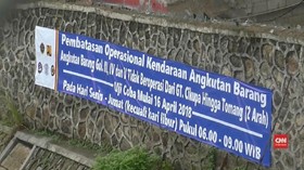 VIDEO: Sosialisasi Pembatasan Angkutan Barang di Cikupa Mas