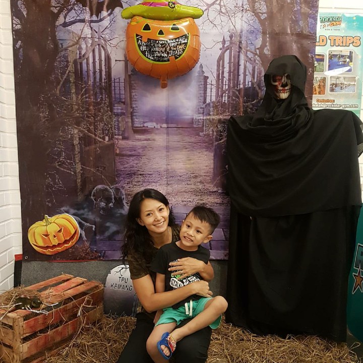 <p>Keseruan saat Helloween. (Foto: Instagram/sbachtiar)</p>