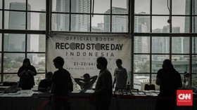 FOTO: Bernostalgia dengan Rekaman Fisik di Record Store Day