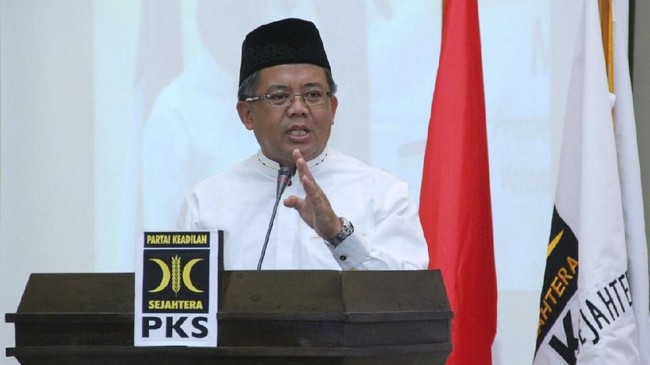 Presiden PKS Sohibul Iman mengatakan partainya justru berkoalisi dengan PDIP di beberapa daerah pada Pilkada Serentak 2020.