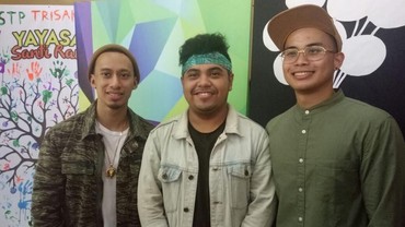 Lirik Lagu Untuknya - Trisouls