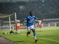 Babak I: Penalti N'Douassel Bawa Persib Unggul atas Persipura