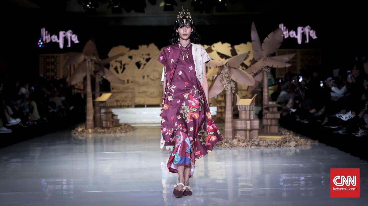 FOTO: Warna-warni 4 Suku Makassar dalam Koleksi Happa
