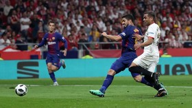 Barcelona Unggul 3-0 atas Sevilla di Babak Pertama