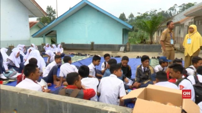 Kementerian Sosial (Kemensos) menyebutkan telah memberi santunan total senilai Rp767,2 juta untuk korban gempa bumi di Banjarnegara, Jawa Tengah.