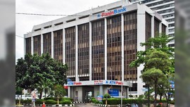 KPK Geledah Kantor Pusat Bank Panin Terkait Suap Pajak
