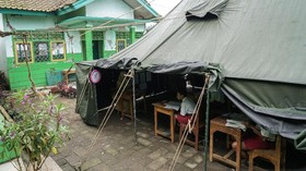 Gempa Banjarnegara, Siswa Ujian Nasional di Tenda Darurat