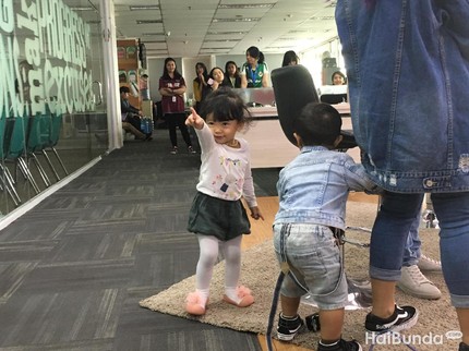Tingkah Lucu Anak Tantri dan Chua 'Kotak' yang Bikin Gemas