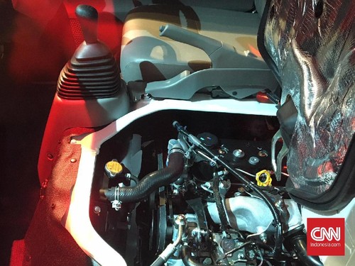 Taktik Isuzu Rekondisi Mesin Truk Tua Jadi Baru