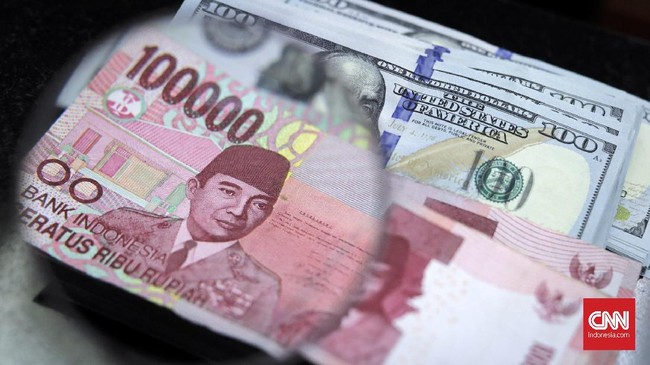 Nilai tukar rupiah menguat 79 poin ke posisi Rp14.501 per dolar Amerika Serikat (AS) pada perdagangan Selasa sore (18/12), terkuat kedua setelah rupee India.