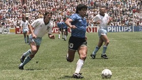 7 Blunder Transfer, Termasuk Sheffield Tolak Maradona