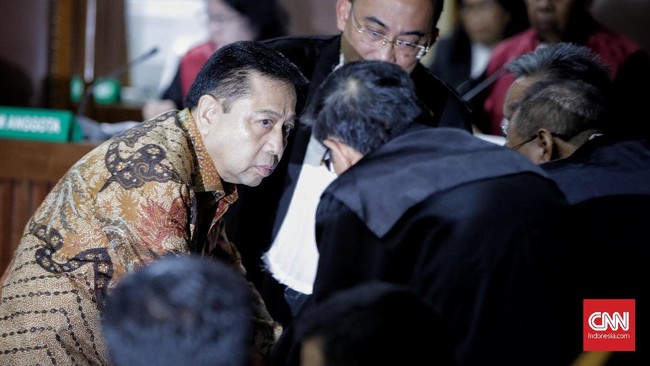 Setya Novanto diberi waktu selama sepekan untuk menentukan sikap, apakah menerima vonis atau mengajukan upaya banding ke pengadilan tinggi.